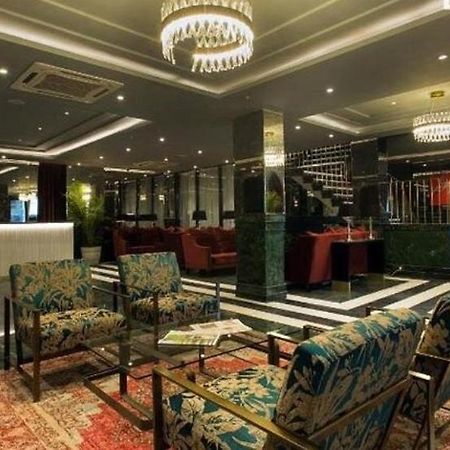 Foxoso Hotel Delhi Airport New Delhi Exteriör bild