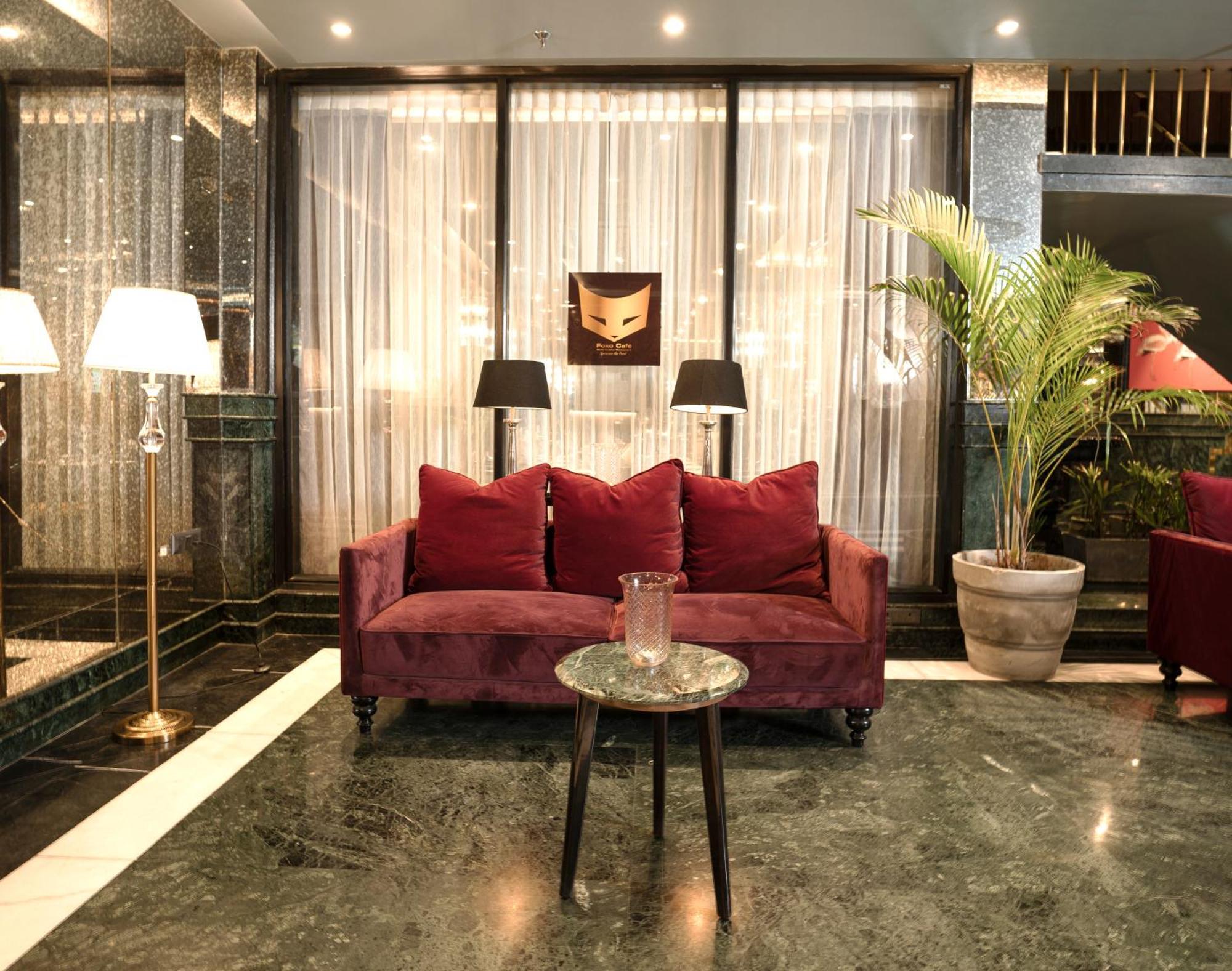 Foxoso Hotel Delhi Airport New Delhi Exteriör bild